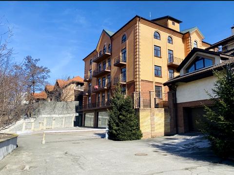 комерційна за адресою Мокра вул. (Кудряшова), 10г