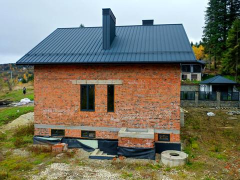 комерційна за адресою Олекси Довбуша вул., 20