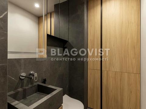 квартира за адресою Дегтярна вул., 31