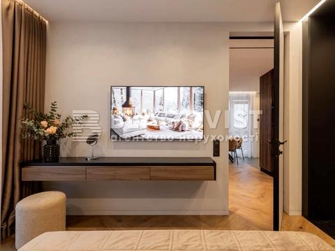 квартира за адресою Дегтярна вул., 31