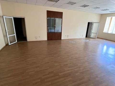 комерційна за адресою Миколаїв, Защитников Николаева, 4