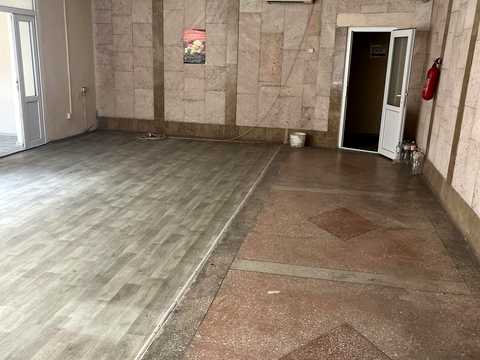 комерційна за адресою Миколаїв, Защитников Николаева, 4