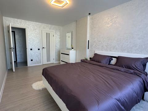 квартира за адресою Білогірська вул., 12