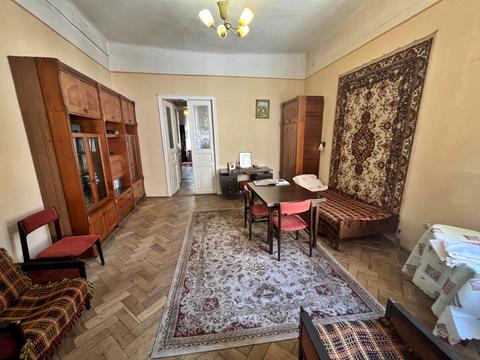 квартира по адресу Пекарская ул., 25
