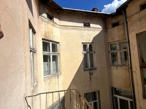 квартира по адресу Пекарская ул., 25