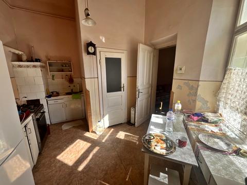 квартира по адресу Пекарская ул., 25