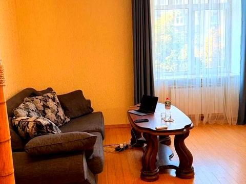 квартира за адресою Івана Мазепи вул. (Січневого Повстання), 3