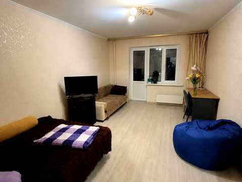 квартира за адресою Академіка Єфремова вул. (Командарма Уборевича), 7