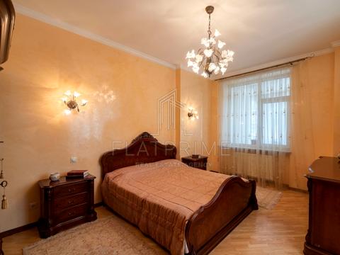 квартира за адресою Старонаводницька вул., 13