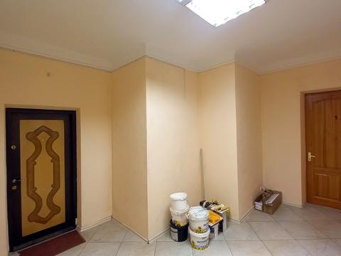 комерційна за адресою Межигірська вул., 56/50