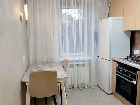 квартира за адресою Олександра Довженка вул. (Ленінградська), 40