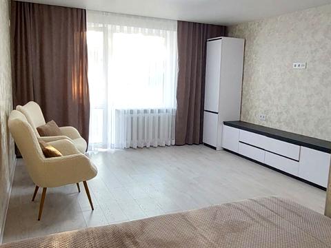 квартира за адресою Олександра Довженка вул. (Ленінградська), 40