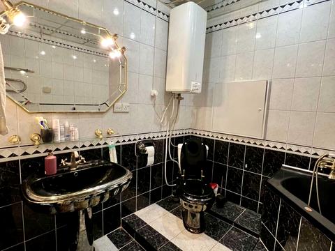 квартира по адресу Феодосийская ул., 4
