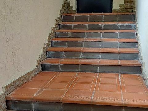 комерційна за адресою Винниченка вул., 11