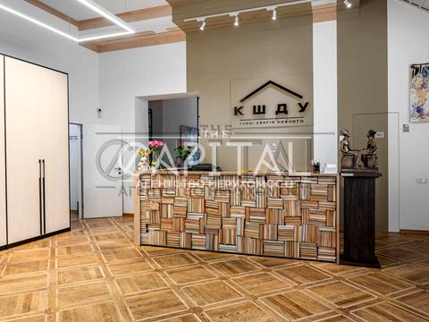 комерційна за адресою Добровольчих Батальйонів вул. (Панфіловців), 10