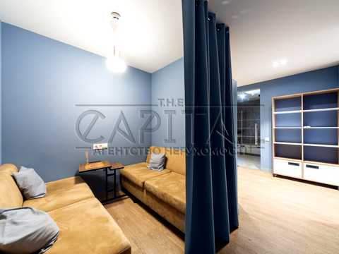 коммерческая по адресу Кловский спуск, 7