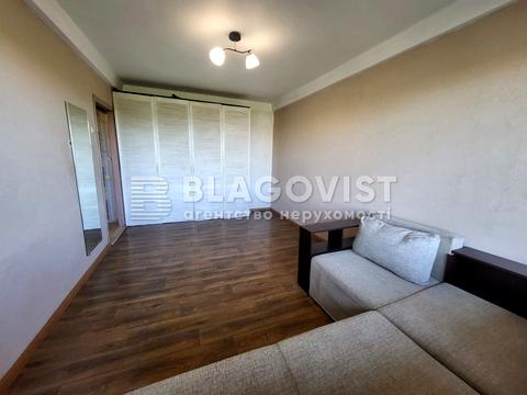 квартира за адресою Ольжича вул., 18-А