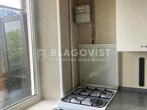 квартира за адресою Ольжича вул., 18-А