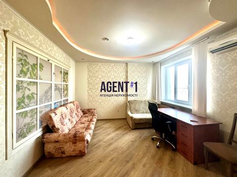 квартира за адресою Печерська вул., 6