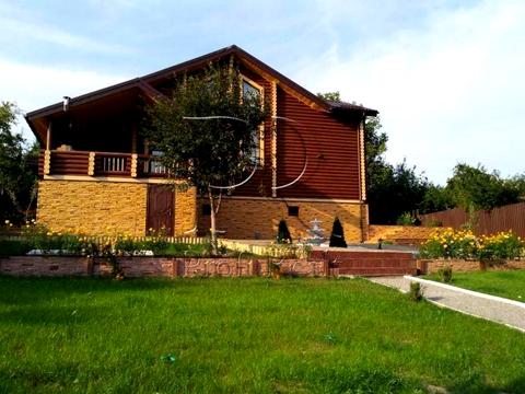 дом по адресу Першотравнева вулиця