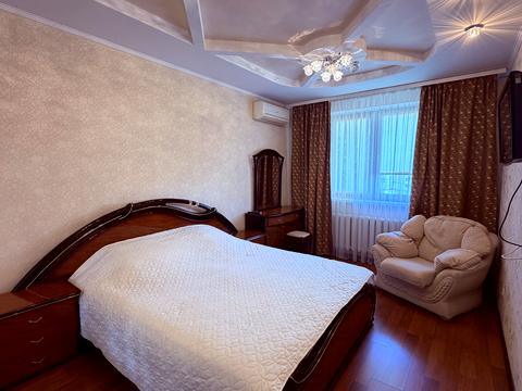 квартира по адресу Александра Мишуги ул., 8
