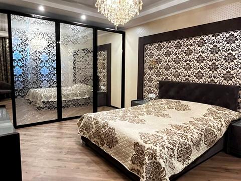 квартира по адресу Победы просп., 85