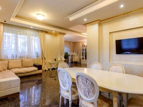 будинок за адресою Партизанська вул., 1