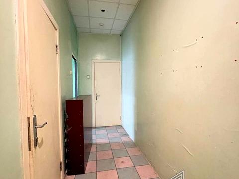 комерційна за адресою Урлівська вул., 12