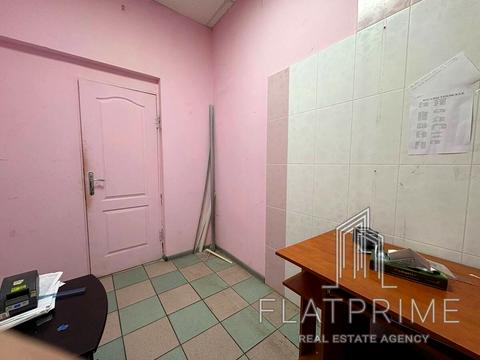 комерційна за адресою Урлівська вул., 12