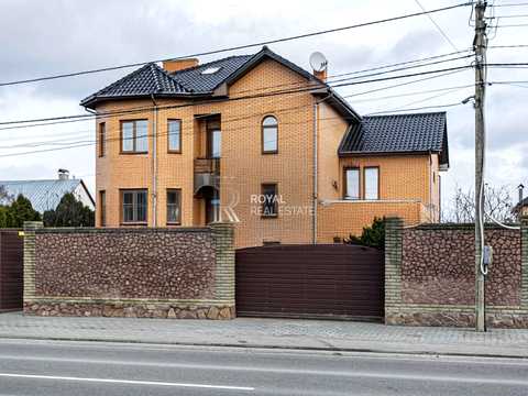 дом по адресу Петропавлівська ул., 1