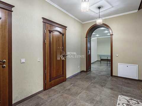 дом по адресу Петропавлівська ул., 1
