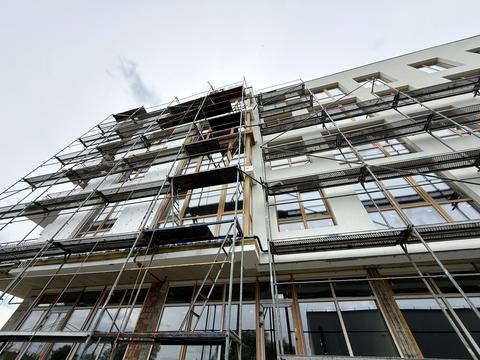 коммерческая по адресу Даниила Галицкого ул., (Будинок)