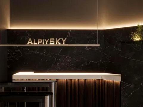 комерційна за адресою Докучаєвська вул., 25