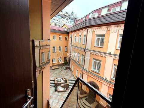 коммерческая по адресу Игоревская ул., 1/8