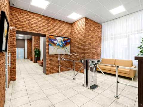комерційна за адресою Андріївська вул., 17