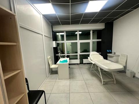 комерційна за адресою Золотоустівська вул., 53-А