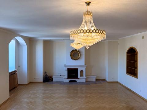 квартира за адресою Євгена Чикаленка вул. (Пушкінська), 20