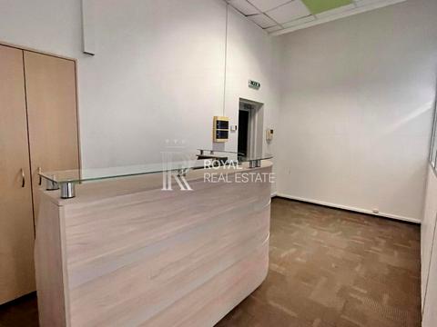 коммерческая по адресу Степана Бандеры просп. (Московський), 9