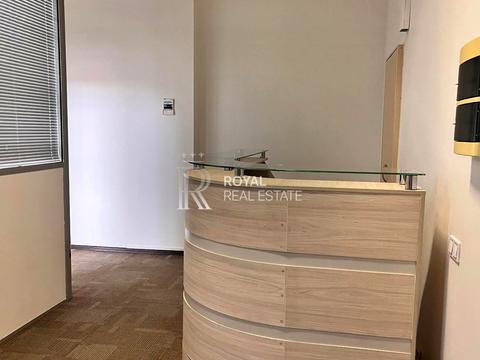 коммерческая по адресу Степана Бандеры просп. (Московський), 9