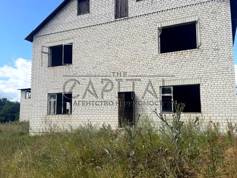 коммерческая по адресу вул. Вокзальна, 10