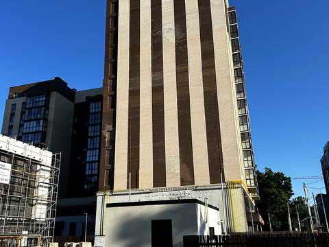 комерційна за адресою Матвія Донцова вул. (Тургенєвська), 24