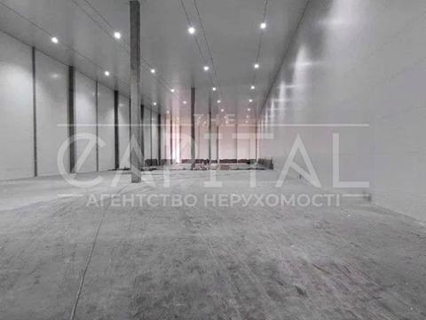 коммерческая по адресу Бориспільська, 12