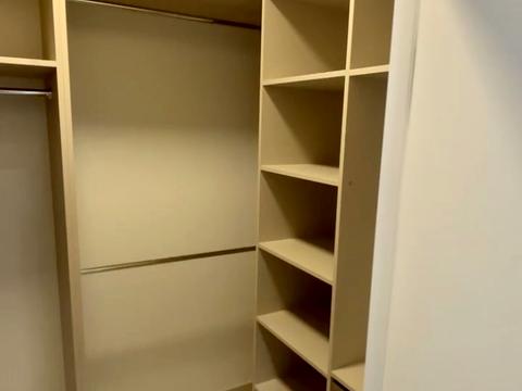 квартира за адресою Краснова вул., 1-А