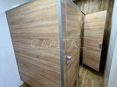 комерційна за адресою Київ, Анни Ахматової вул., 13Е