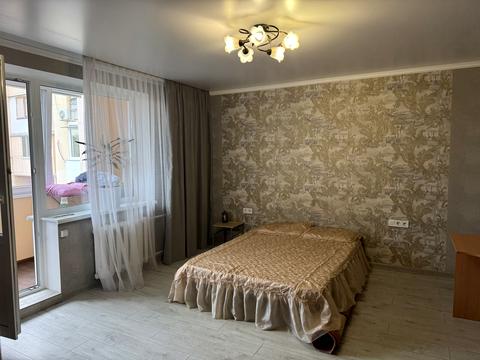 квартира по адресу Небесной Сотни просп. (Маршала Жукова), 10/3