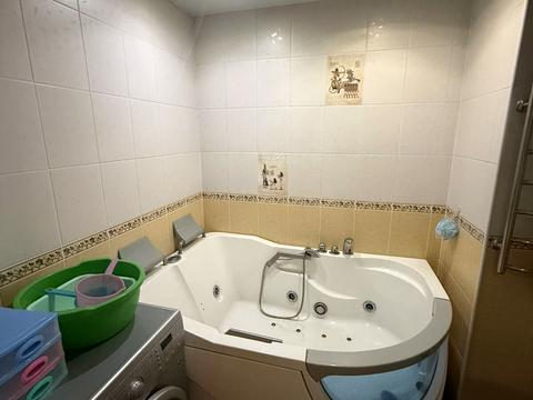 квартира за адресою Ревуцького вул., 11-Г