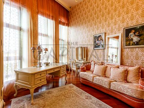 будинок за адресою Київ, Богатирська вул., 1