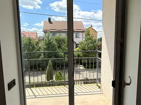 квартира по адресу 4-й Леоніда Каденюка пер. (4-й Комарова), (Будинок)