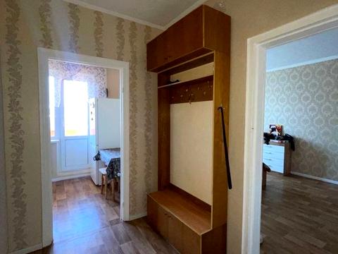 квартира за адресою Лариси Руденко вул., 8