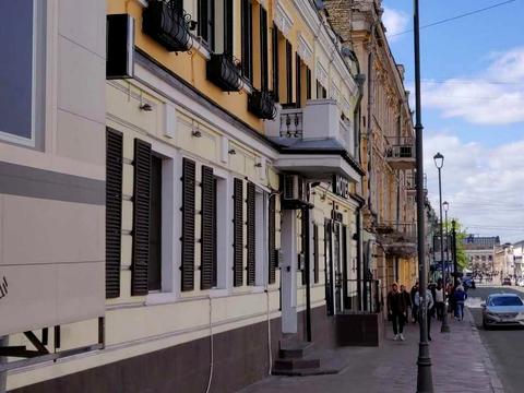 комерційна за адресою Петра Сагайдачного вул., 21